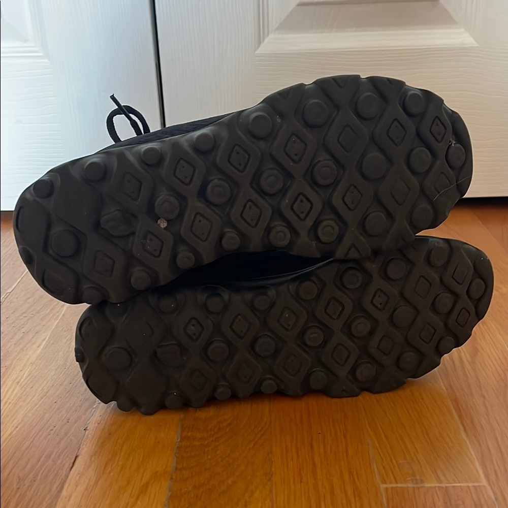 Women’s Propet non-slip sneaker - Picture 8 of 8